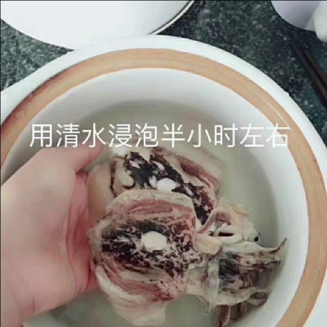 墨鱼排骨汤的最简单做法,排骨炖墨鱼汤做法简单