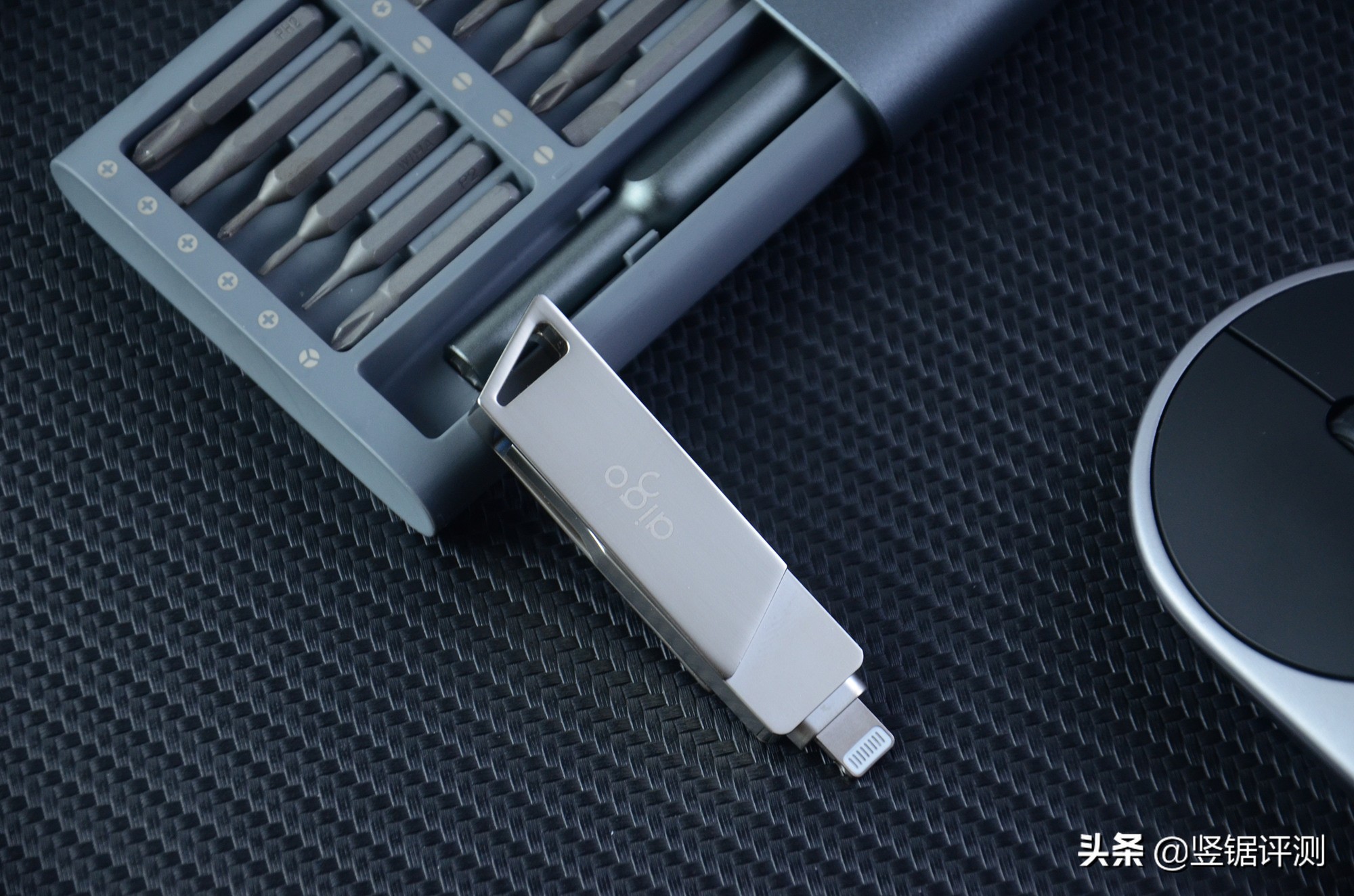 解决iphone备份空间不足,aigo手机u盘苹果