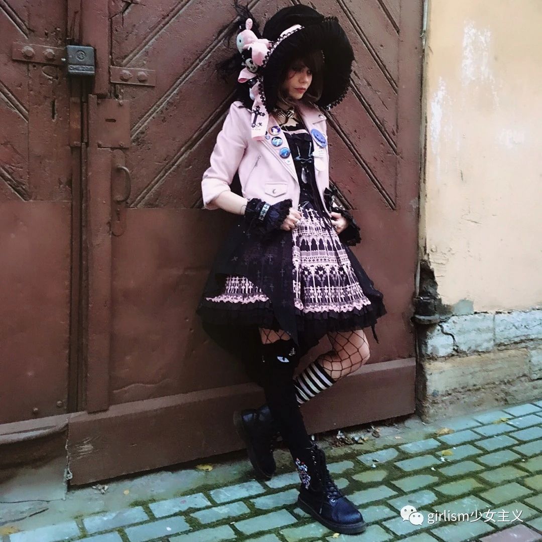 Lolita协会会长美沙子教你做“痛lo”？地球人混搭Lo装推荐