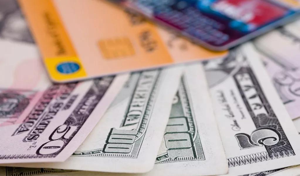 信用卡普通账户约定还款什么意思,信用卡按最低还款额会有什么影响