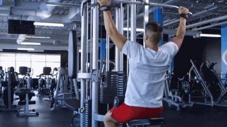 驼背加圆肩怎么练胸和练背,如何做到先练胸后练背