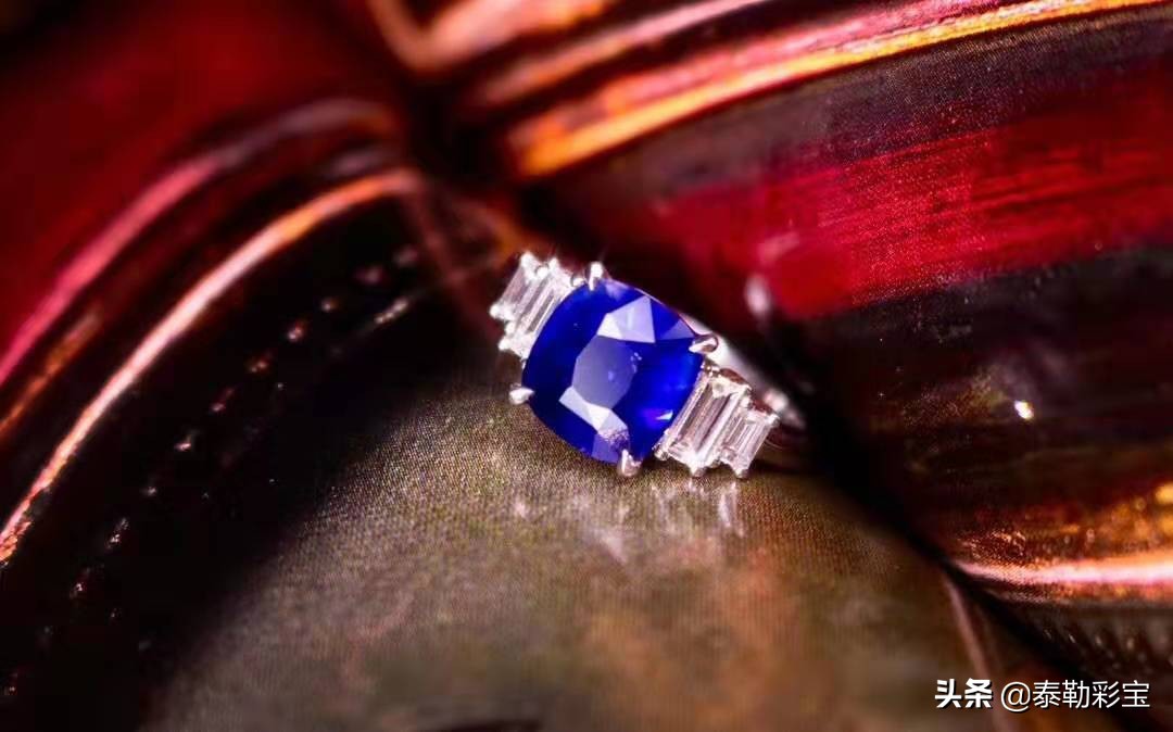 怎样鉴别天然蓝宝石和人造蓝宝石,如何鉴定天然蓝宝石和人造蓝宝石