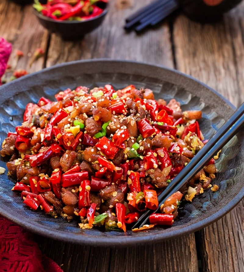 湘菜川菜鲁菜粤菜淮扬菜八大菜系,川菜为什么排在中国八大菜系之首