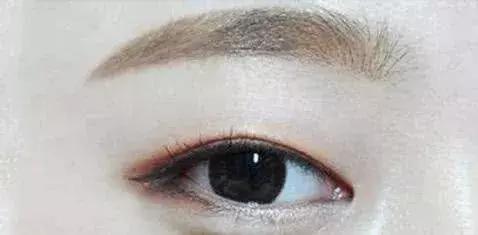 单眼皮新手眼妆怎么画显大又干净,单眼皮女生怎么画眼妆裸妆