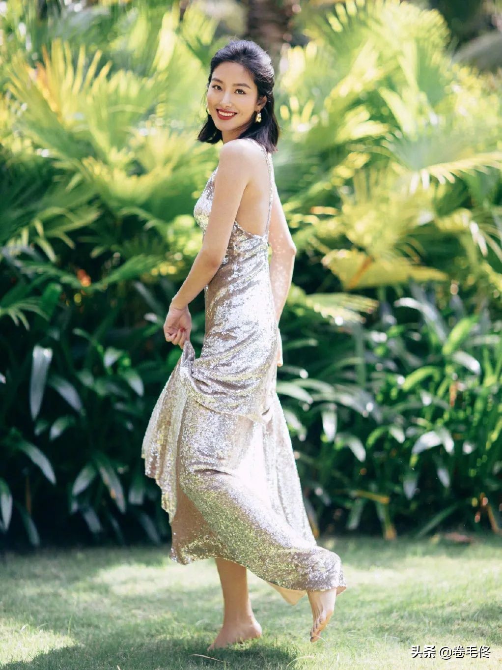 解决拍照尴尬技巧,一拍照就紧张头部发抖