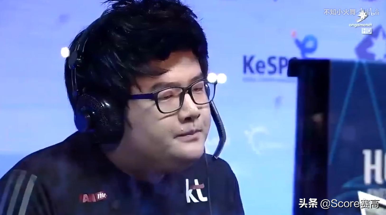 faker鍜宺yu鍙屽姭鑻辨枃瀛楀箷,ryu鍜宖aker鍙屽姭涔嬫垬