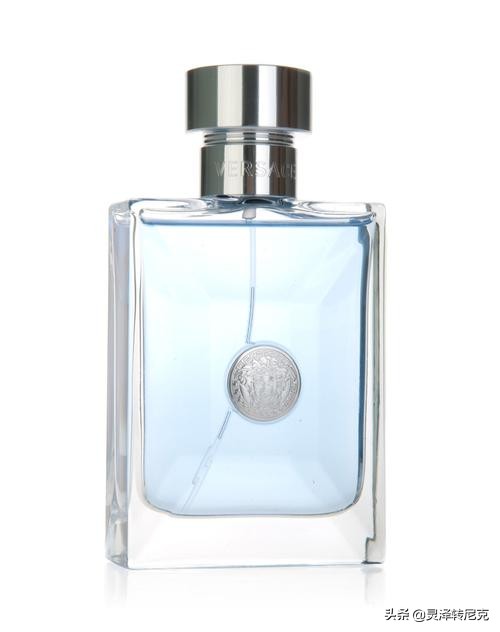夏日什么样的香调男士香水好闻,男士夏季香水哪款好闻又持久
