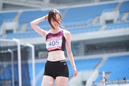 足坛名帅离世曾率队夺世界杯季军,体坛噩耗33岁世界冠军去世