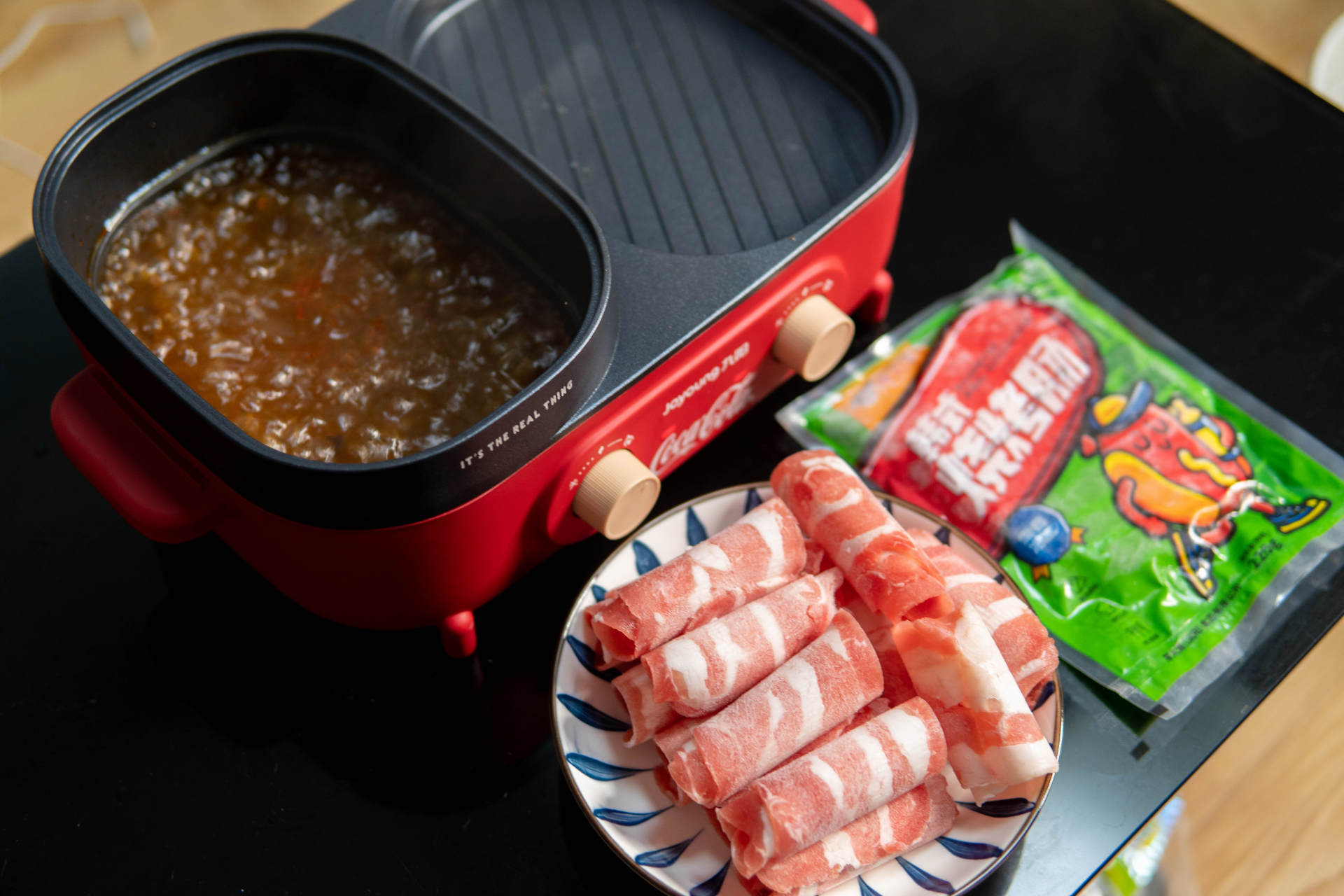 九阳涮锅烧烤一体机麦饭石,九阳涮锅烧烤一体机