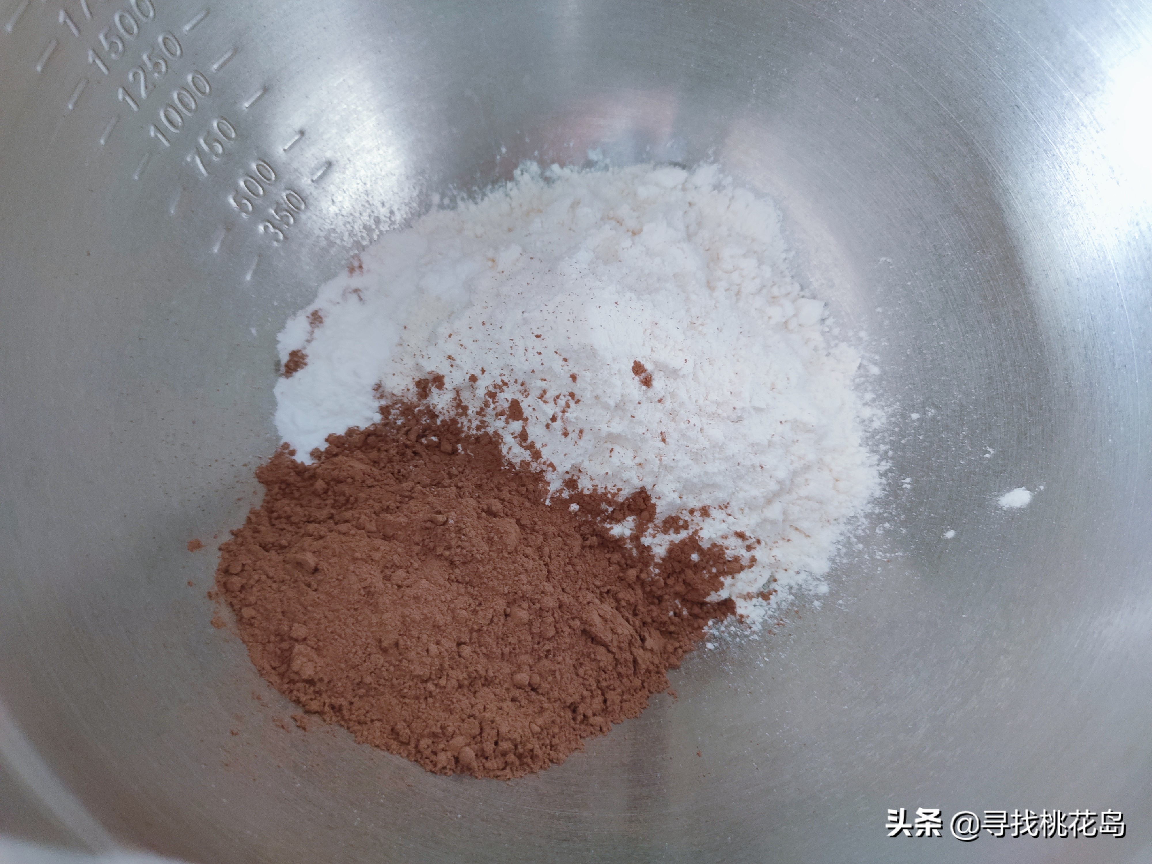 小熊巧克力蛋糕教程,小猪做巧克力蛋糕