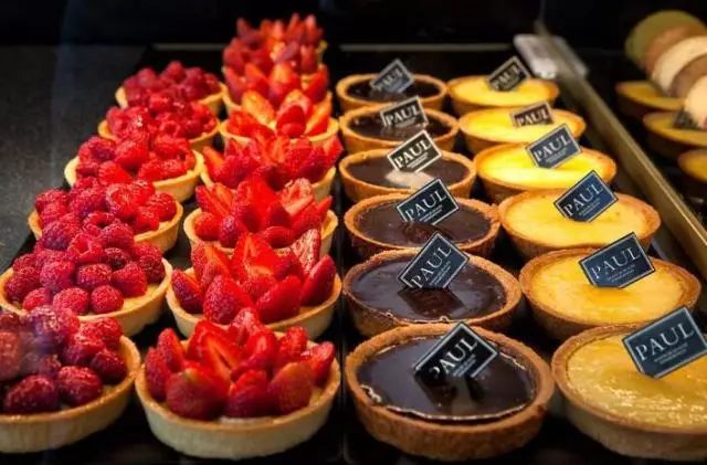 迪拜国际机场的特点,迪拜机场2号航站楼购物攻略