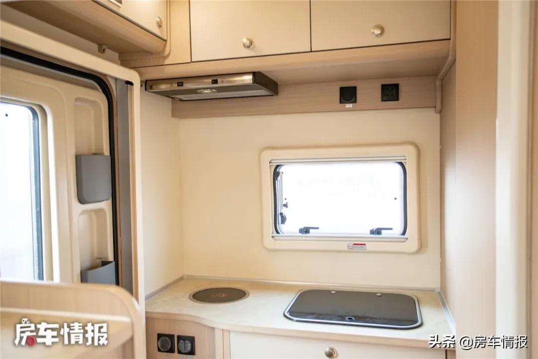 大通t90皮卡房车和长城自由炮,长城皮卡房车四驱汽油自动挡