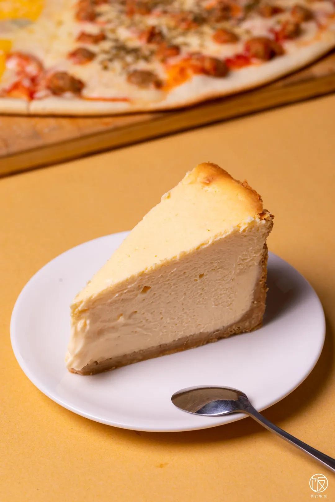 奇奇怪怪的披萨又增加了，意大利老板开的披萨店，超正宗