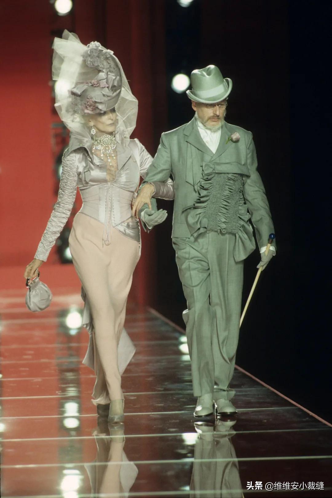 90岁超模三次婚姻,92岁超模走t台