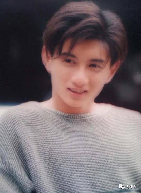 吴奇隆情史大揭秘,吴奇隆的坎坷歌曲