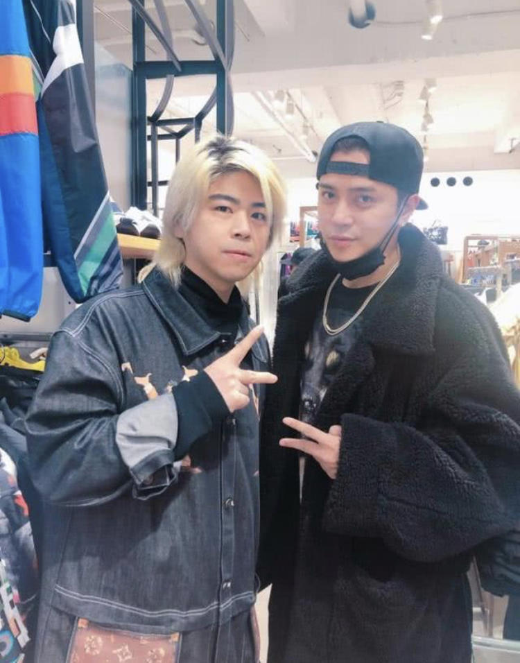 闊╁簹鐖嗘枡缁撳浜嗗悧,闊╁簹瀹ｅ竷鎭嬫儏鏄湡鐨勫悧