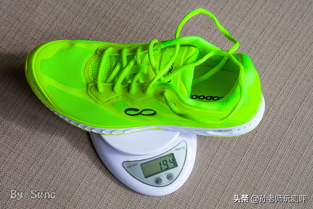 轻于鸿毛水上漂,咕咚造风者跑鞋