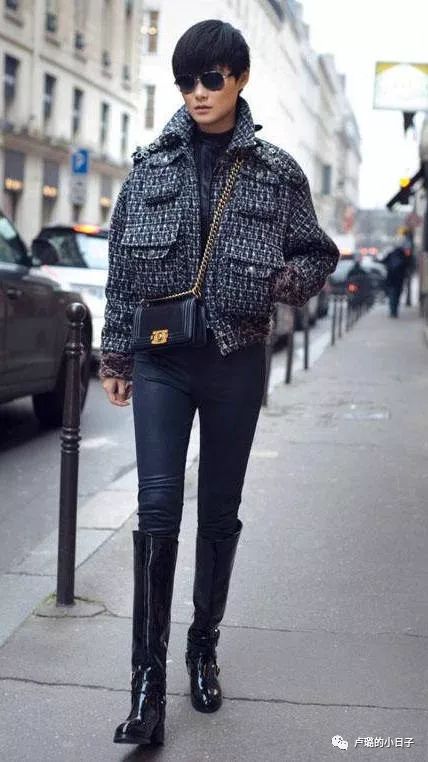 又轻又实用的名牌包,中国名牌包排行榜前十名及价位