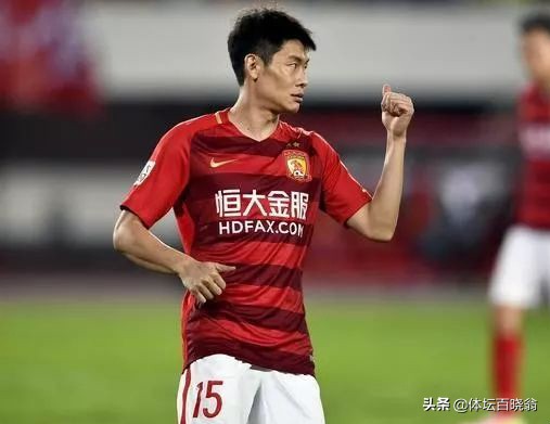 尴尬！恒大6球员“送不走”或只能踢预备队，有人年薪千万级别