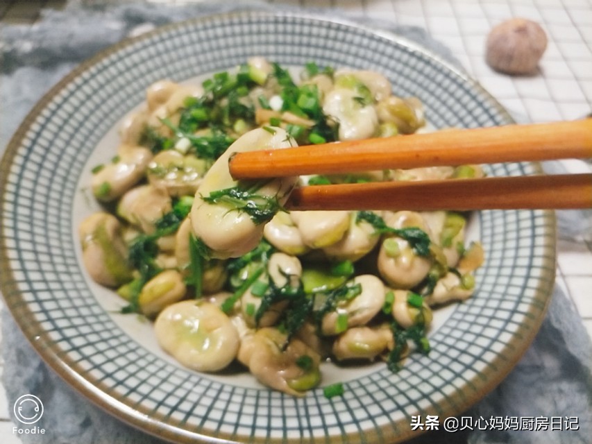 青蚕豆怎么炒又香酥脆,怎么炒蚕豆才好吃又入味儿