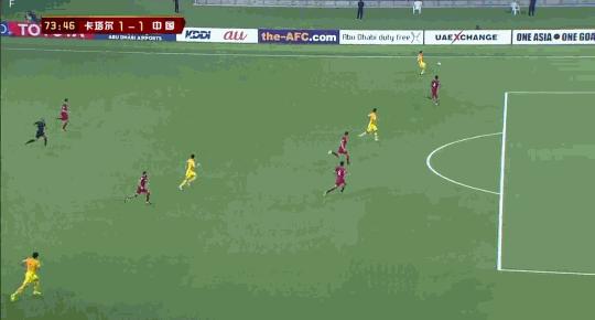 武磊2比1反超卡塔尔gif,世预赛12强赛国足武磊绝杀