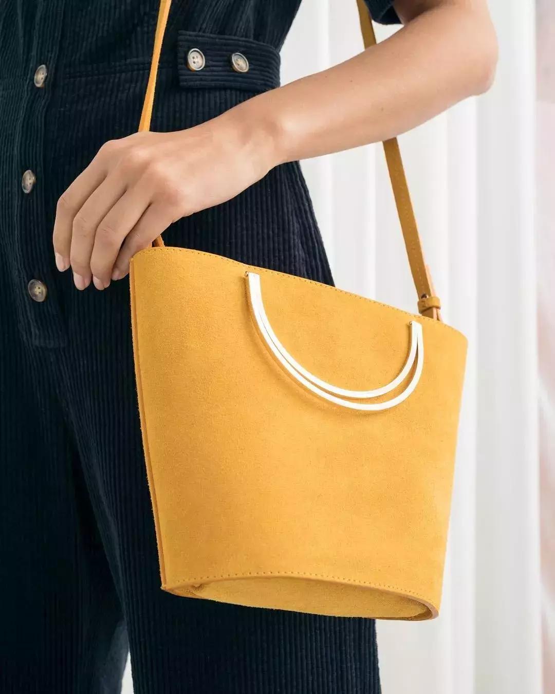 在hm挑丑衣服,hm衣服推荐新款