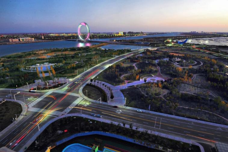 潍坊有一处“亮眼”地标，创下3个世界纪录，网友：好大一只玉镯