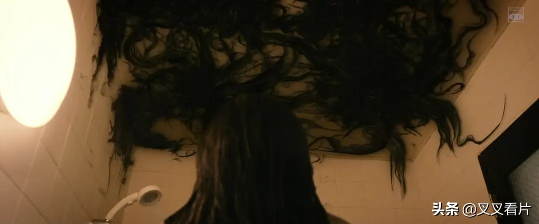 伽椰子和贞子的恐怖镜头,贞子大战伽椰子最厉害的鬼