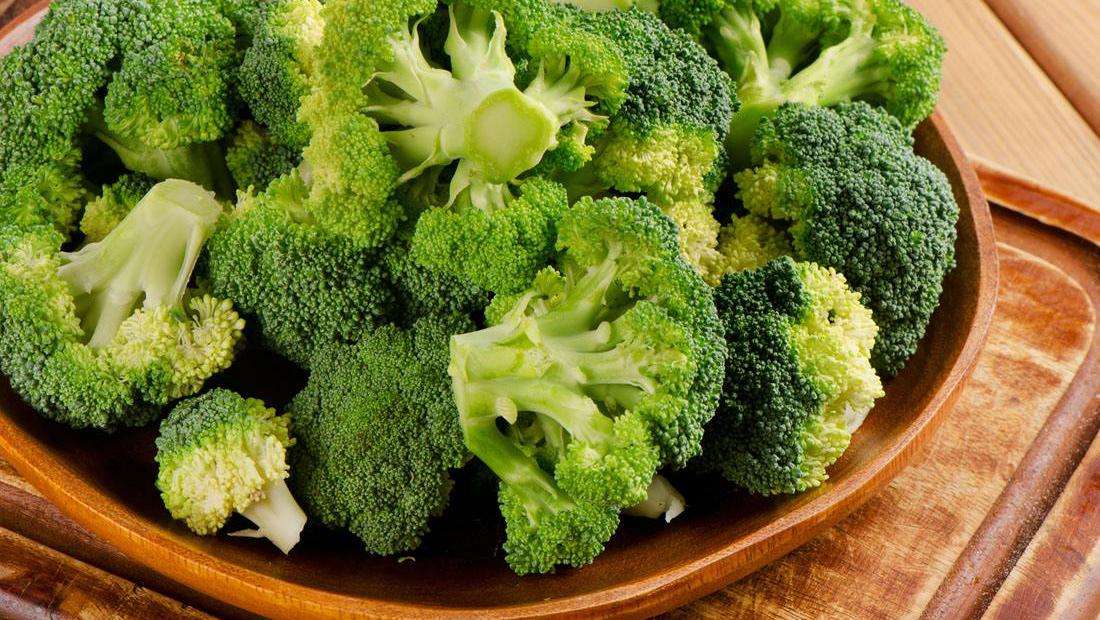 西兰花想洗得干净，不难，多加这一步，虫卵脏物主动跑出来