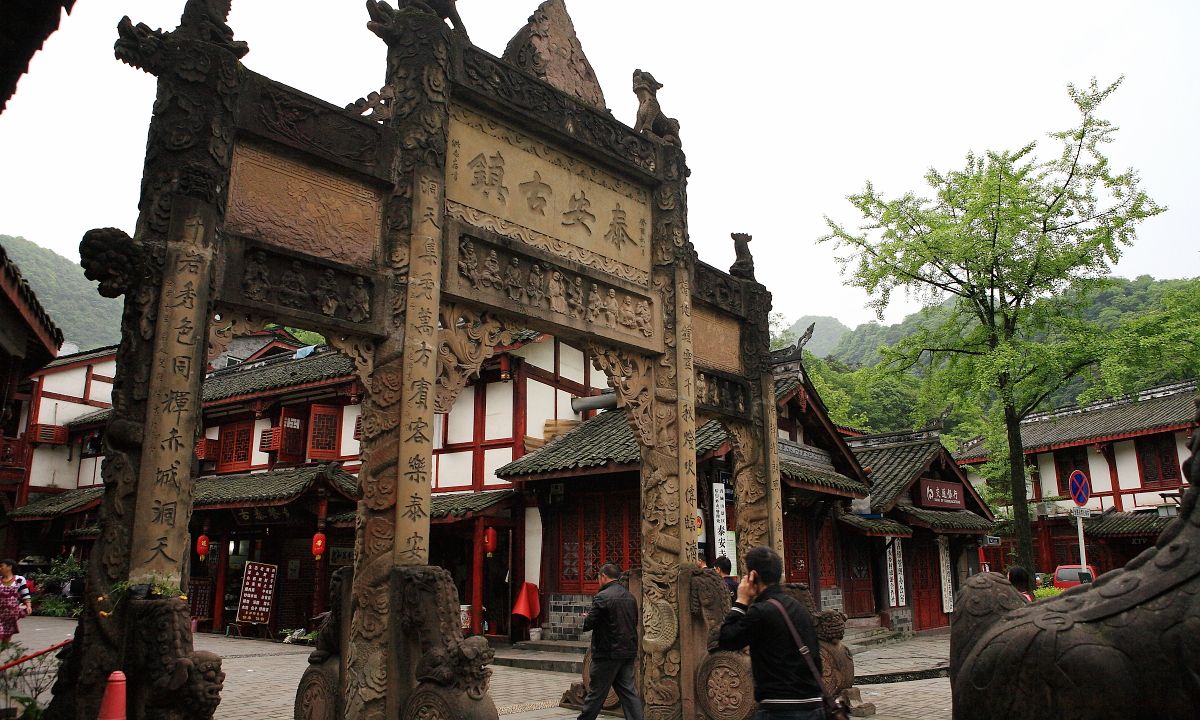 成都周边旅游人气最旺的十大古镇,成都附近的古镇最值得去的是哪个
