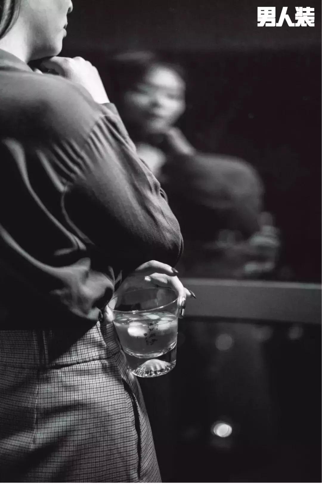 探秘“戒酒会”：这里有一群嗜酒如命的疯子