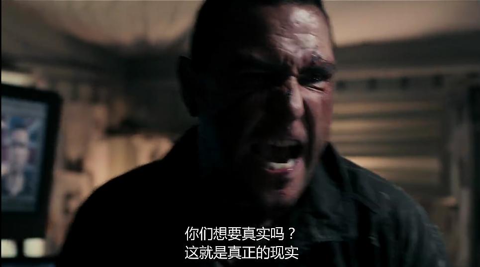 他是创下世界纪录的足坛大流氓，在电影中继续本色出演