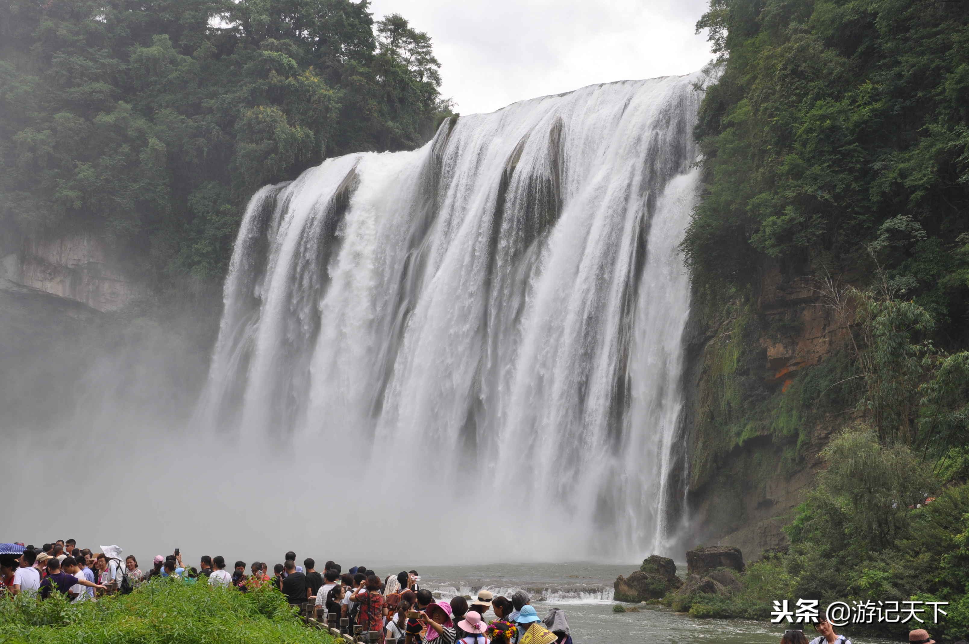 亚洲第一瀑——黄果树大瀑布