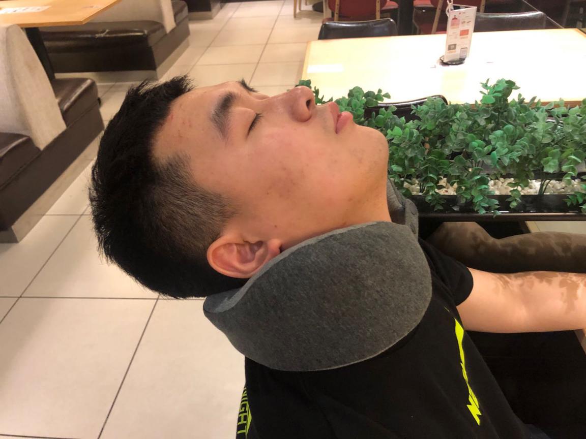 乐范智能睡眠牵引枕护颈按摩枕,乐范记忆棉u型枕怎么样