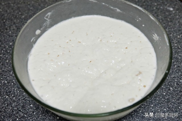 白糖米发糕蒸出来不发粘牙,商业米发糕为啥细腻不粘牙