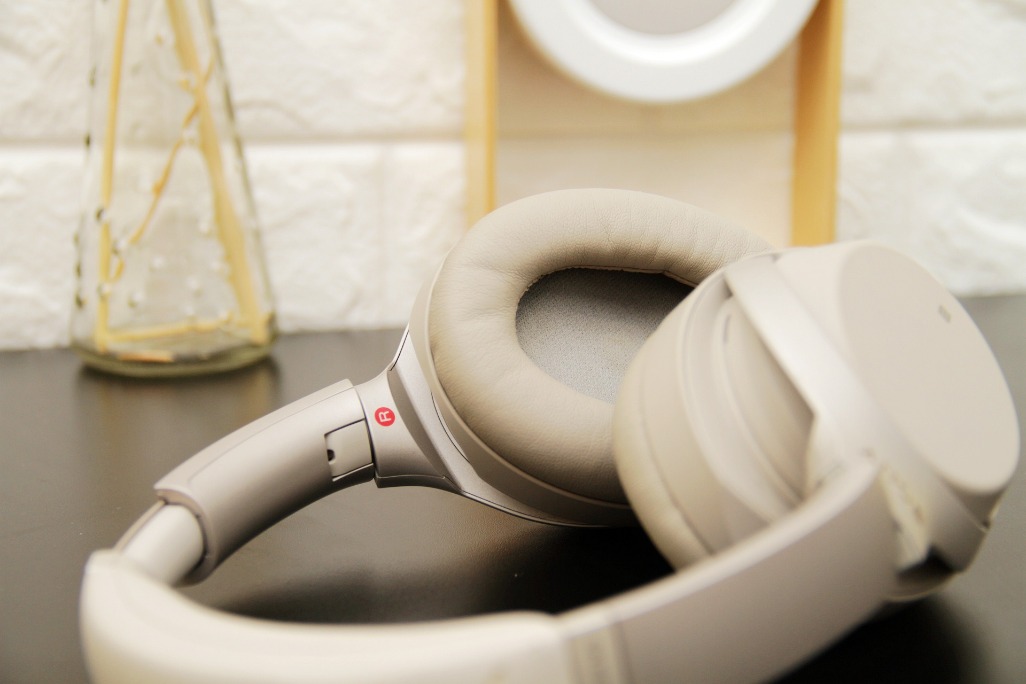 索尼旗舰降噪耳机测评,头戴式索尼降噪耳机测评