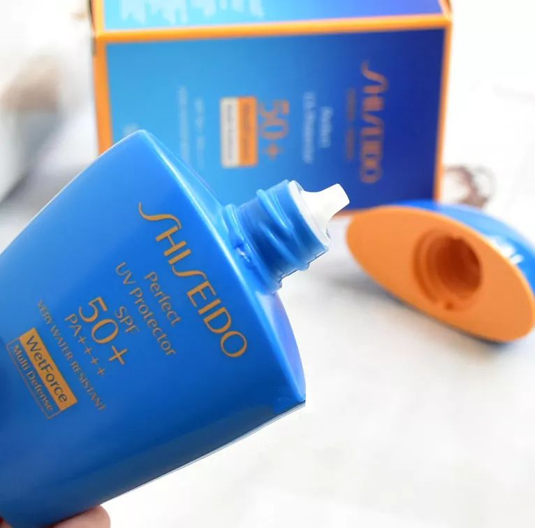 什么防晒霜擦了白又防晒,防晒霜测评真正好用的防晒霜