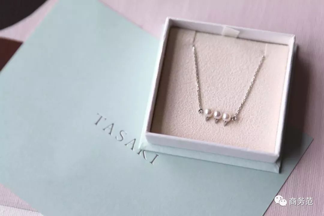 拆开之前收到的54个快递，每一份都让人感到美好