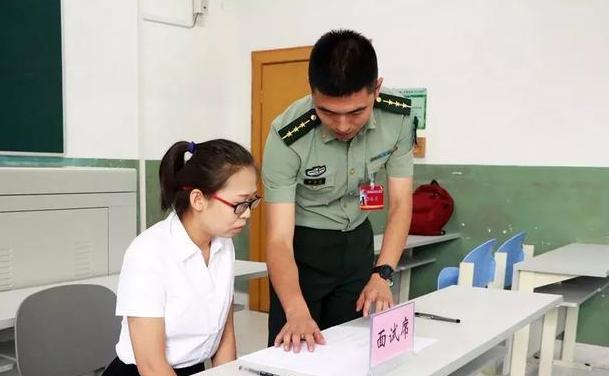 军队文职的技术岗招聘条件低,大专学历可以参加军队文职招聘么