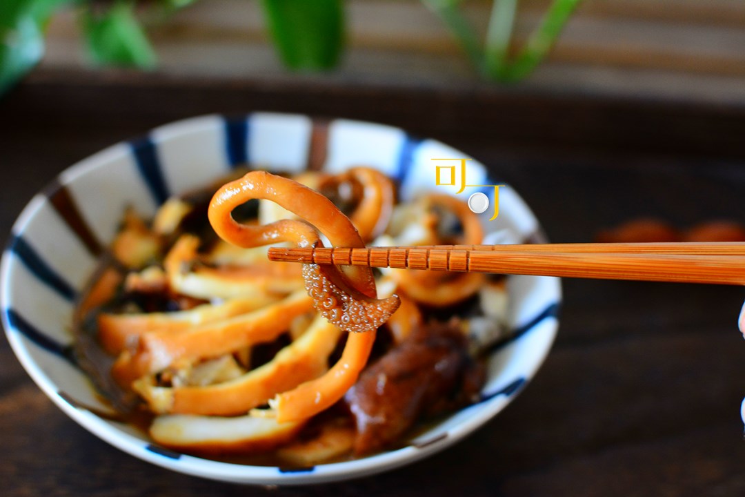 甜酱汁墨鱼怎么烧,葱姜炒墨鱼片