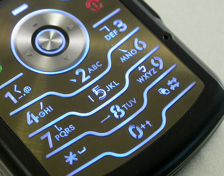 怀旧经典摩托罗拉e7,摩托罗拉slvrl7