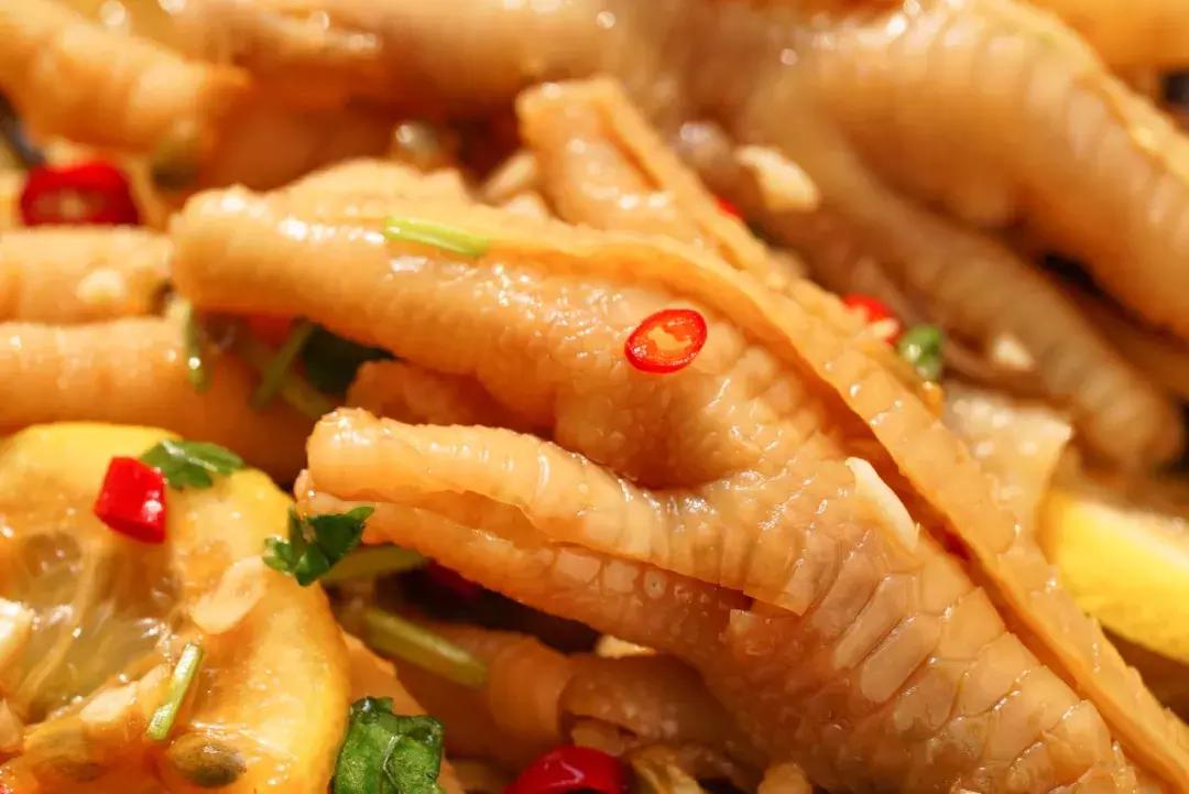 最简单的酸辣无骨凤爪做法,酸辣无骨凤爪最正宗的做法