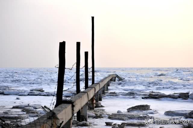大海和沙漠之间的地方,大海和沙漠相接的地方