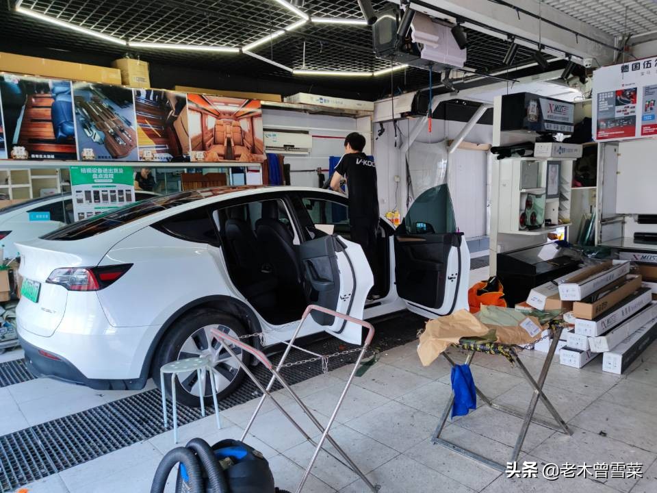 龙膜和康得新车膜哪个好,康得新s70车膜与龙膜哪个好