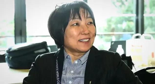 中国足球路在何方图片,中国足球秘闻录