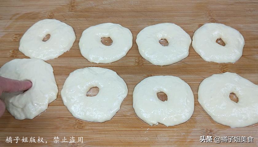 油条的做法最简单的方法,最简单的油条新做法