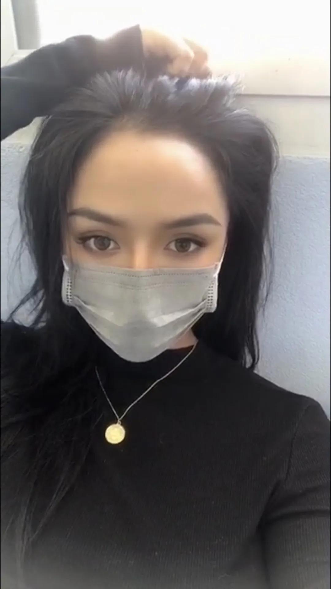 口罩也挡不住我的美，切磋1/2张脸你选谁