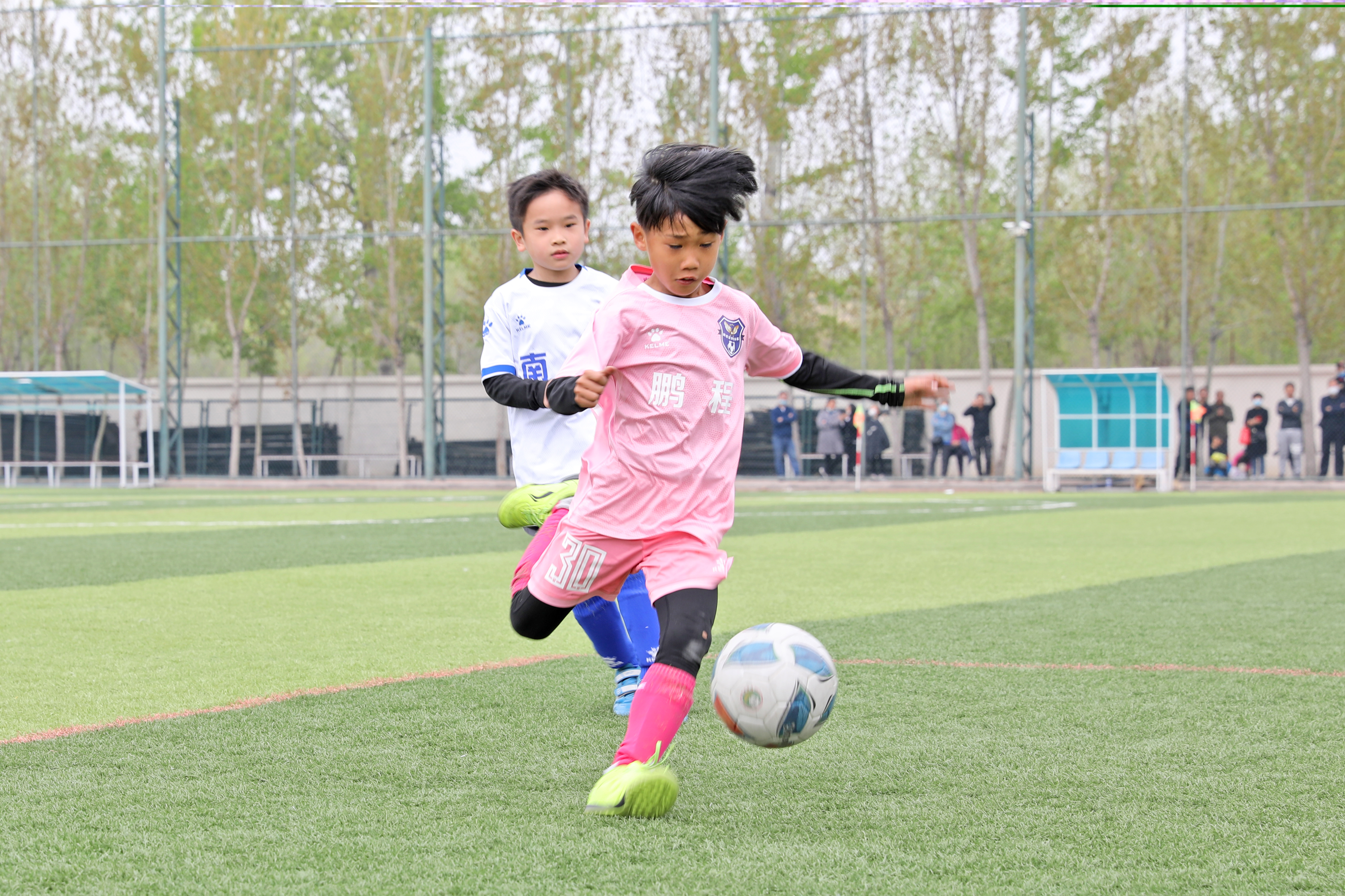 以赛育人见证成长,以赛代练中国帆板队冲刺东京奥运