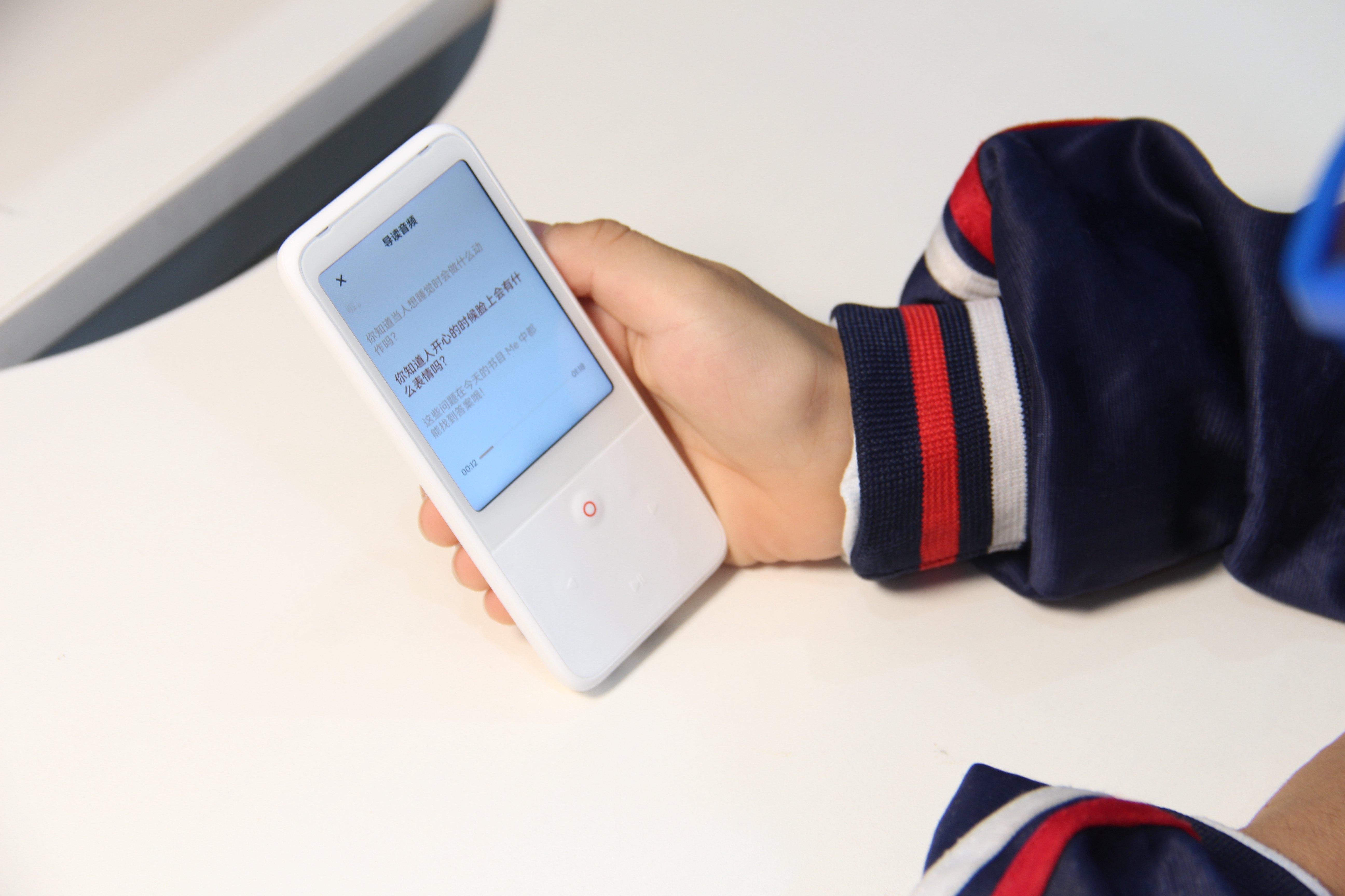 有道听力宝16g和128g哪个性价比高,有道听力宝标准版和升级版