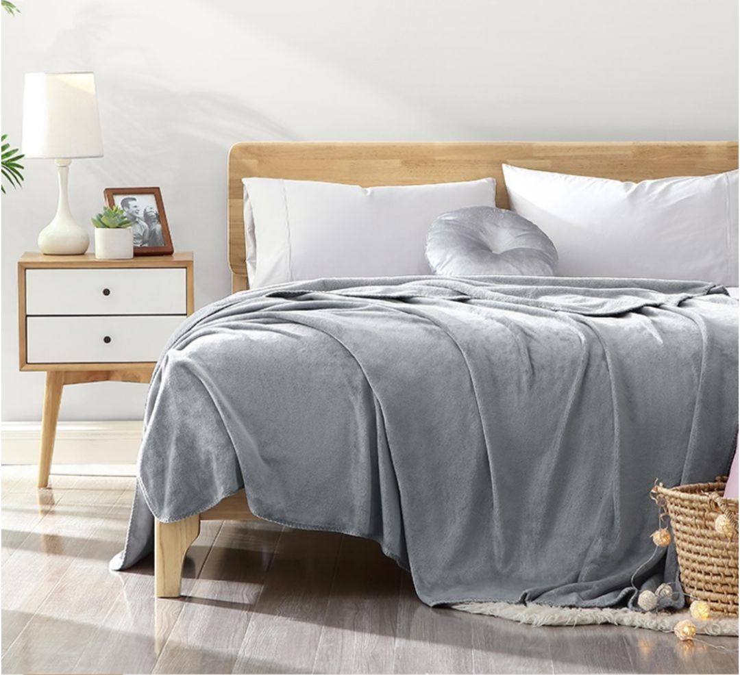 冬天牛奶法兰绒毯,轻奢法兰绒毯